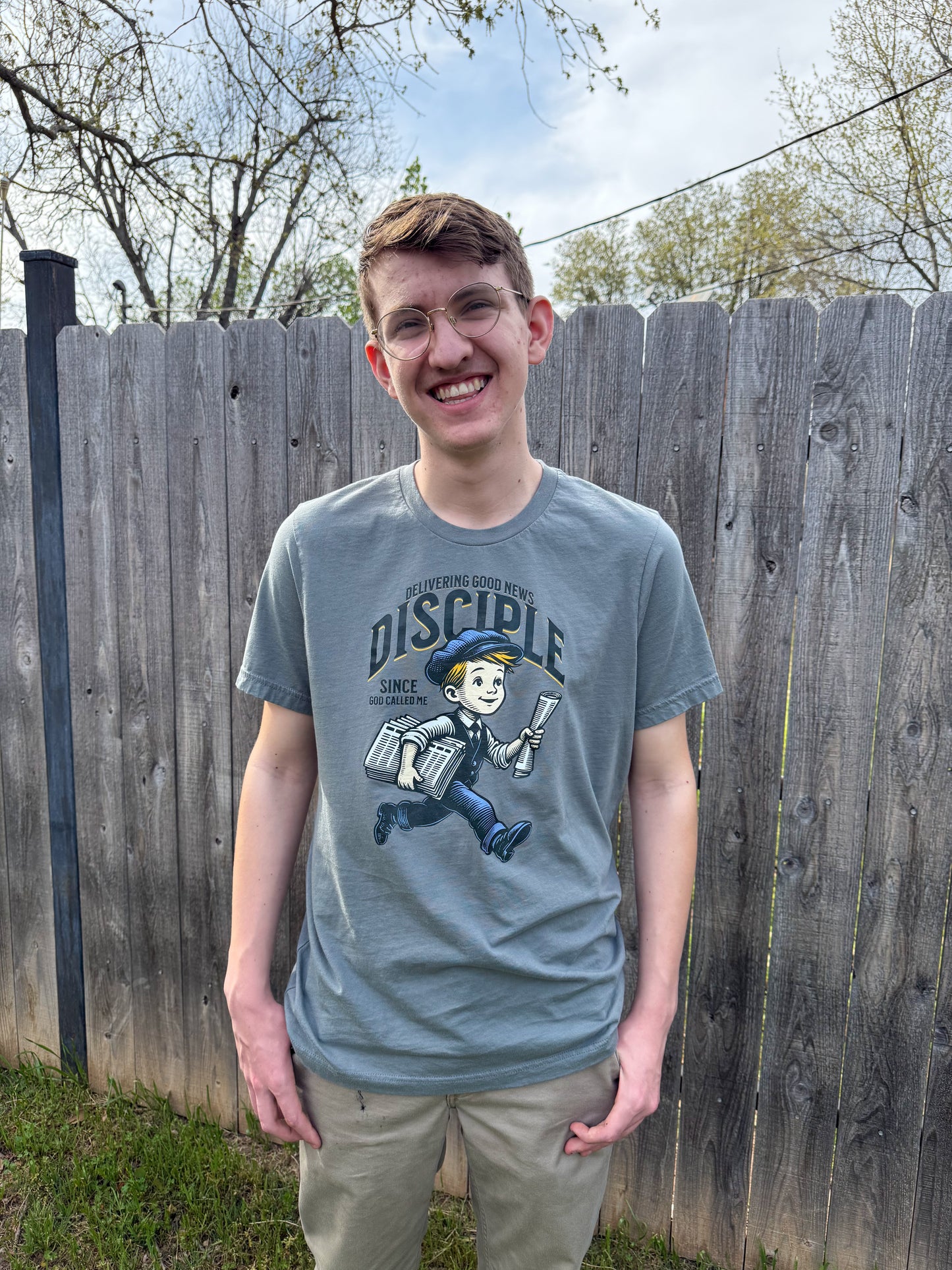 delivering good news tee
